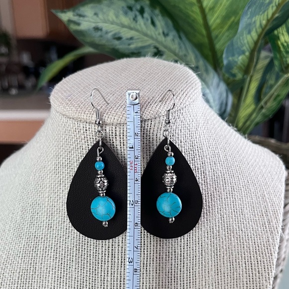 💙Handmade Earrings 💙 - Picture 9 of 11